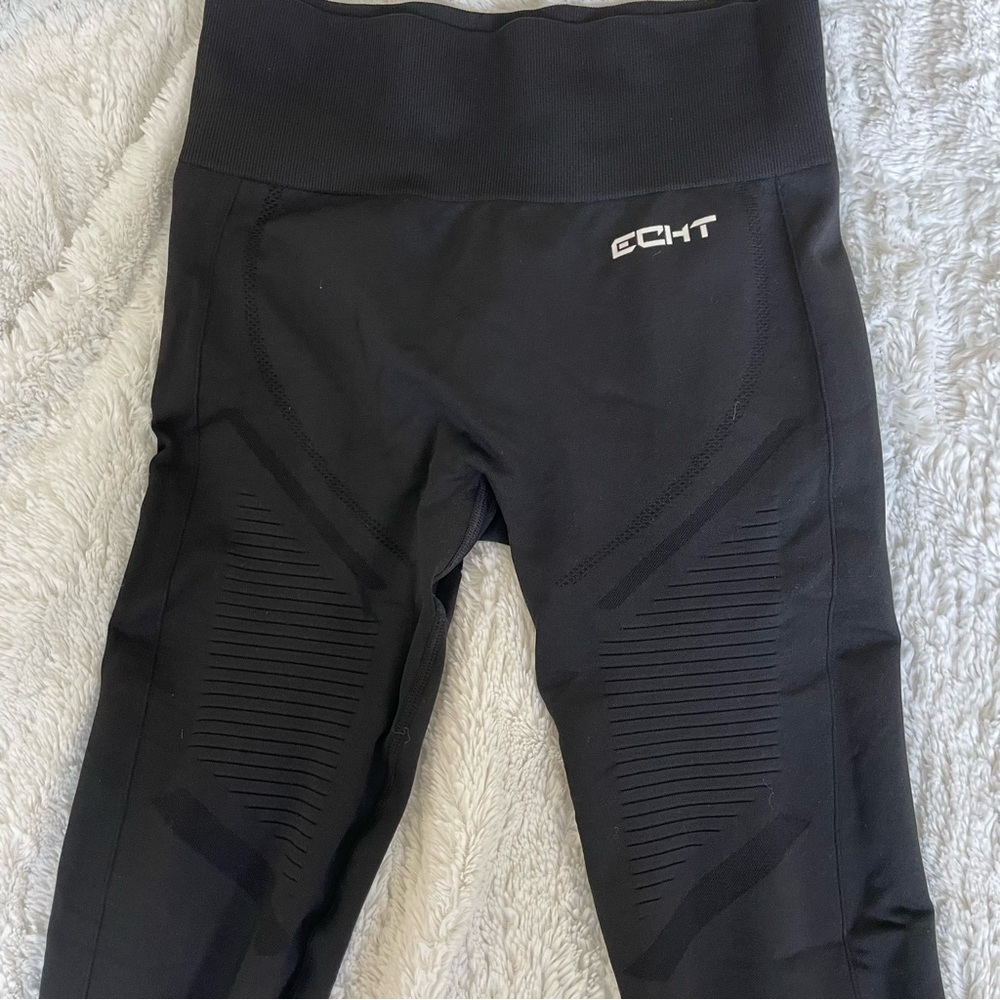 Echt Black Arise Leggings
